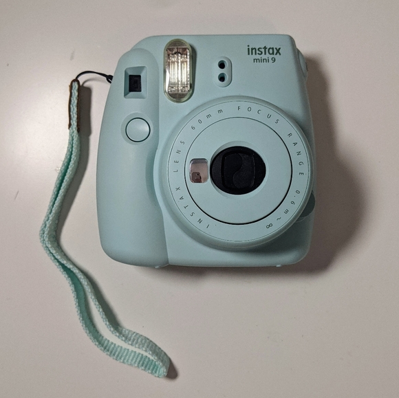 Fujifilm Other - Ice Blue Fujifilm instax mini 9 with case